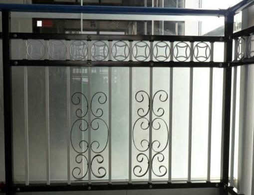 陽(yáng)臺(tái)護(hù)欄